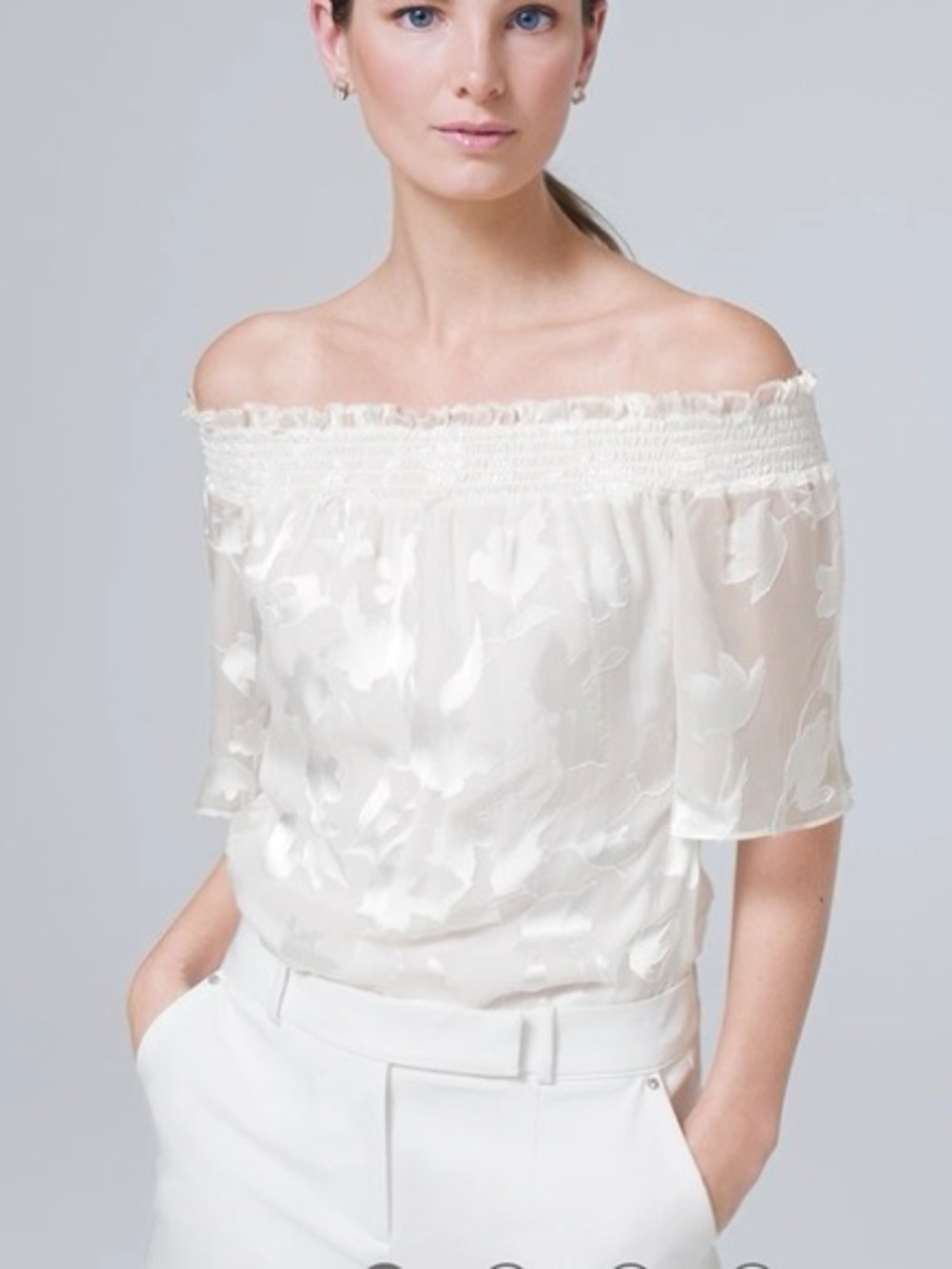 White House Black Market Silk Blend Off Shoulder Blouse Large Cream Floral